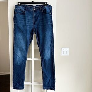 Beverly Hills Polo Club Men 36x30 denim blue jeans (Tag 36x32) Dark wash Stretch
